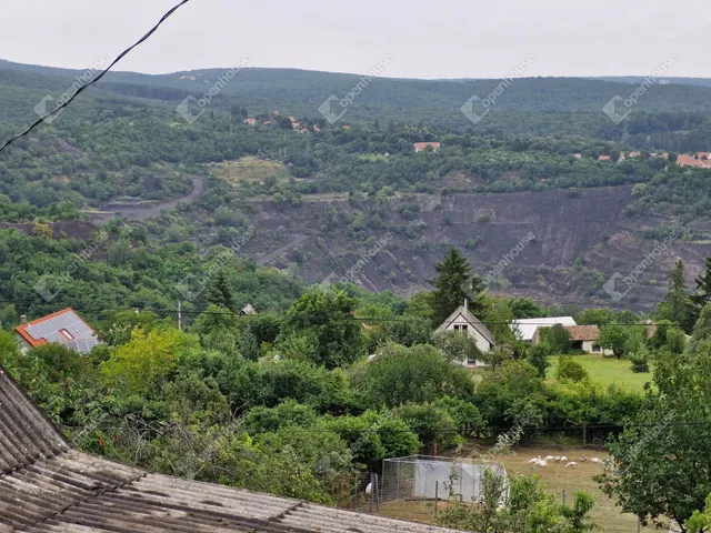 Eladó ház Pécs, Gyükés 63 nm