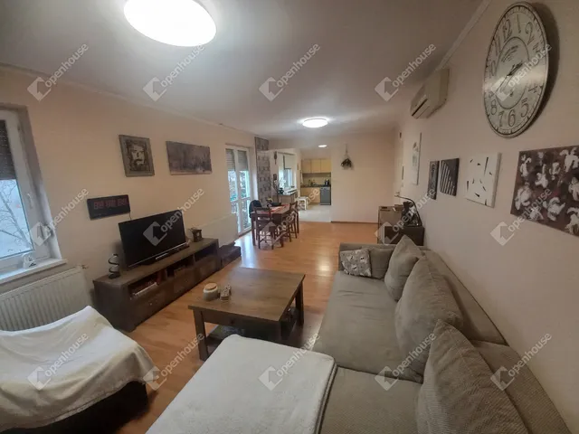 Eladó lakás Dombóvár 84 nm