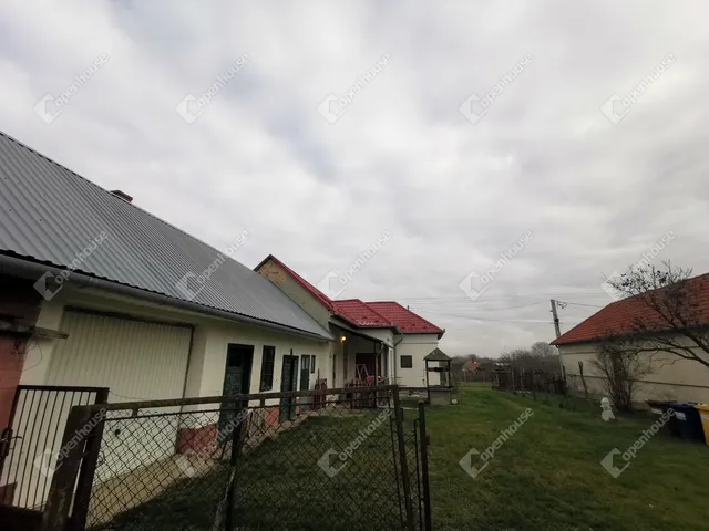 Eladó ház Segesd 94 nm