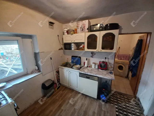 Eladó ház Szászvár 56 nm