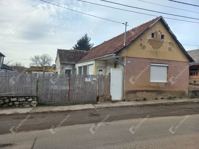 Eladó ház Szászvár 56 nm