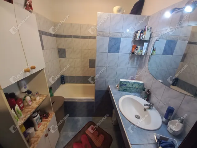 Eladó lakás Sásd 58 nm