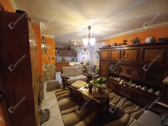 Eladó lakás Sásd 58 nm