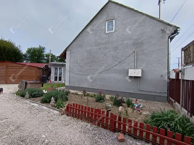 Eladó ház Nagyatád 127 nm