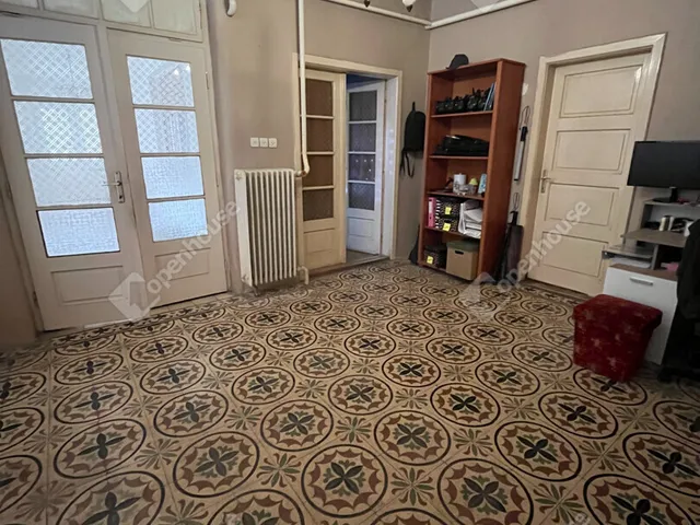 Eladó ház Bolhó 179 nm