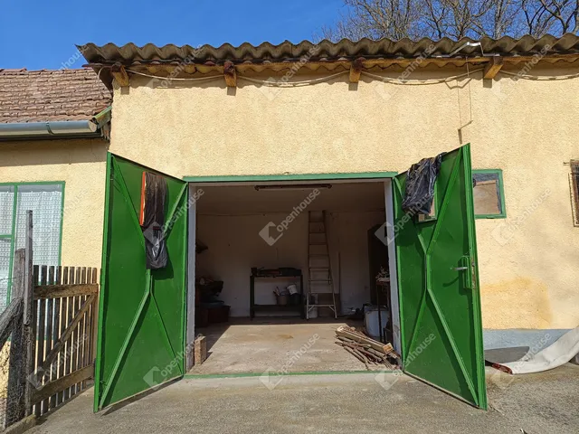 Eladó ház Bikal 136 nm