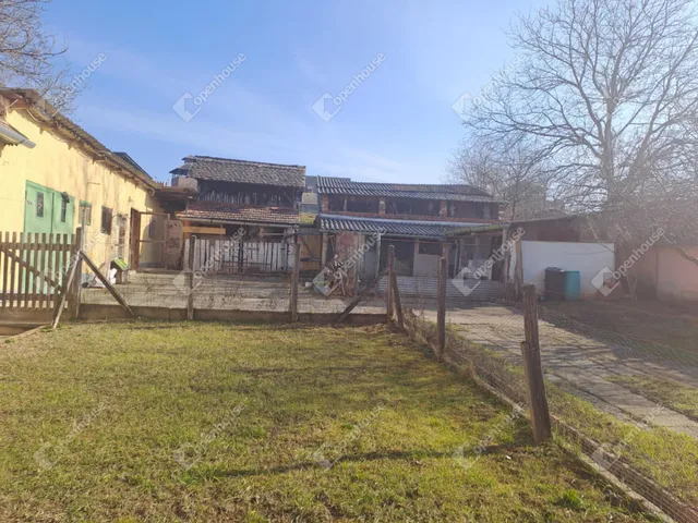 Eladó ház Bikal 136 nm