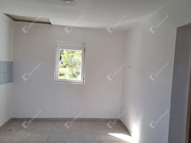 Eladó ház Baksa 68 nm