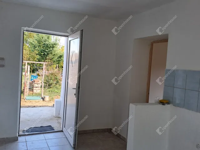 Eladó ház Baksa 68 nm
