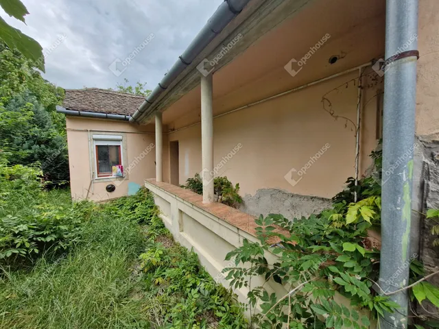 Eladó ház Dombóvár 78 nm