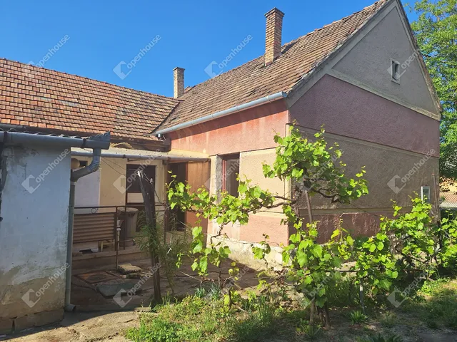 Eladó ház Dombóvár 92 nm