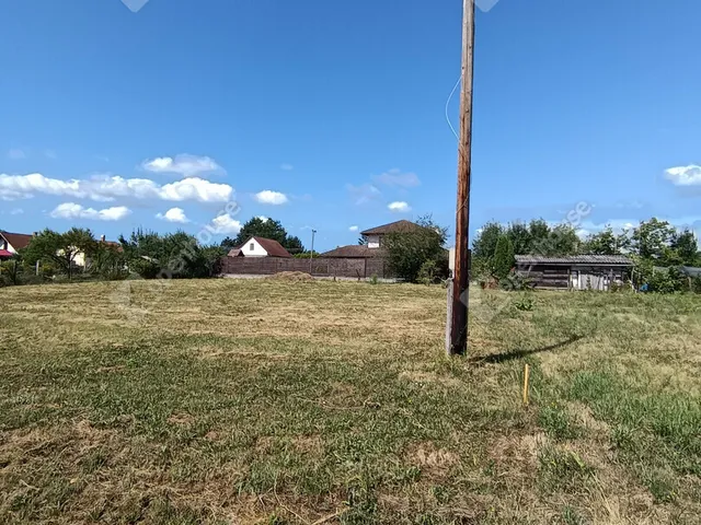 Eladó telek Nagyatád 490 nm
