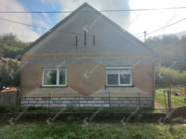 Eladó ház Csikóstőttős 102 nm