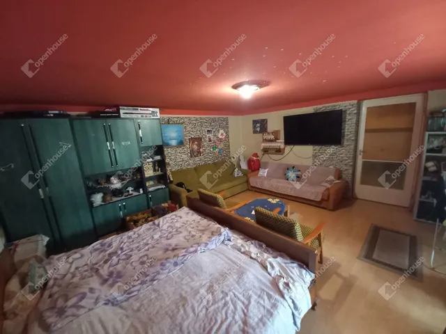 Eladó ház Aparhant 90 nm