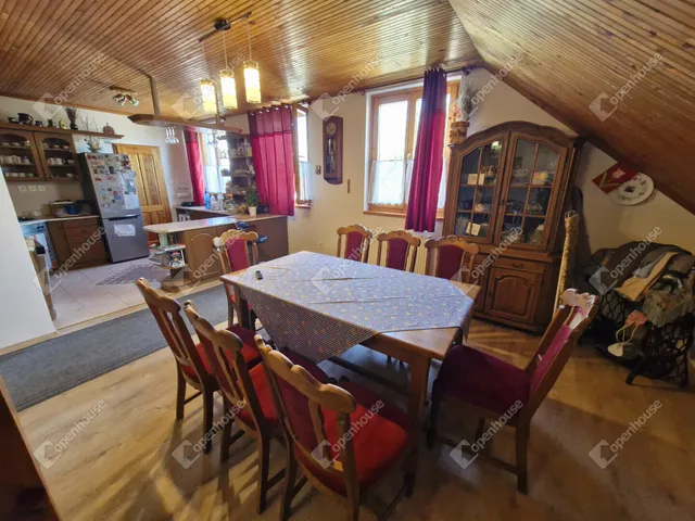 Eladó ház Kaposvár, Donner 315 nm