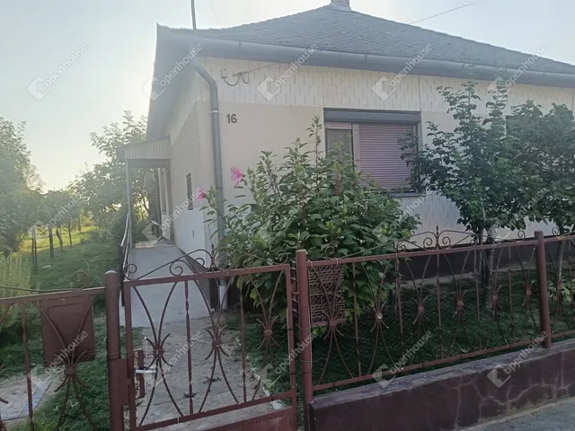 Eladó ház Nagybajom 93 nm