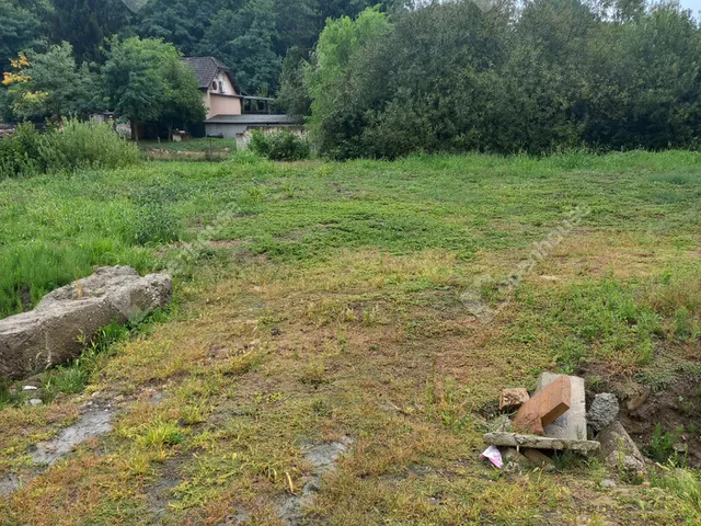Eladó telek Kaposvár, Cser 1000 nm
