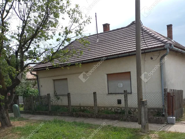 Eladó ház Kadarkút 84 nm