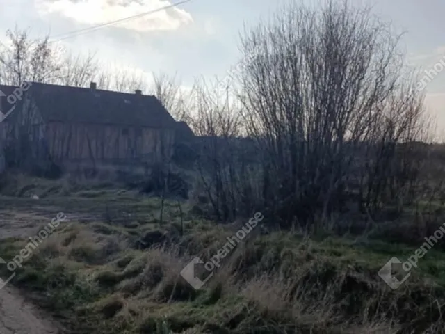Eladó telek Kunmadaras 2348 nm