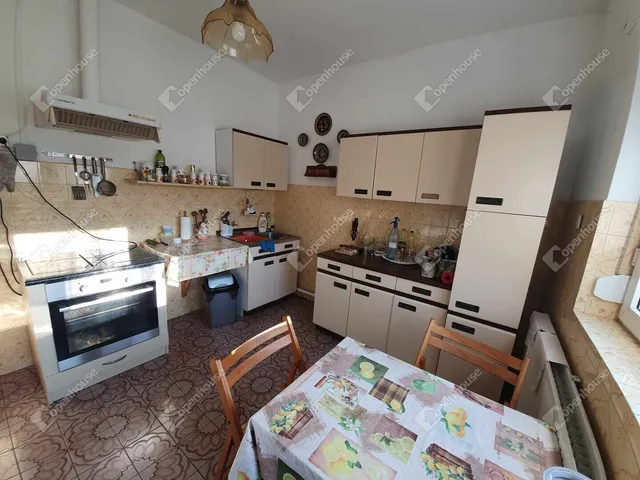 Eladó ház Csokonyavisonta 206 nm