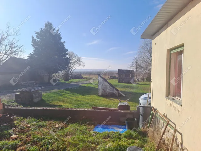 Eladó ház Ócsárd 90 nm