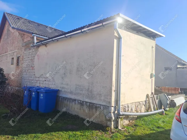 Eladó ház Ócsárd 90 nm