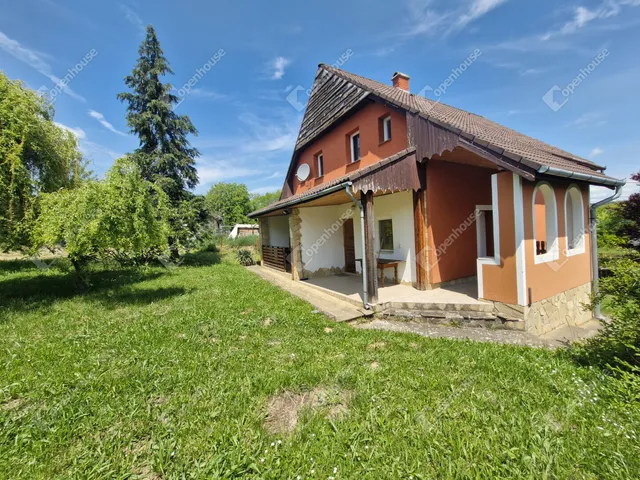 Eladó ház Igal 147 nm