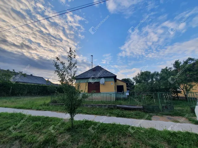 Eladó ház Kálmáncsa 93 nm