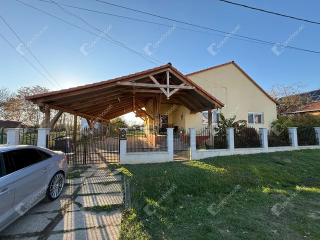 Eladó ház Somogyaszaló 180 nm