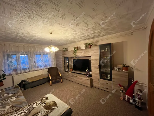 Eladó ház Juta 174 nm