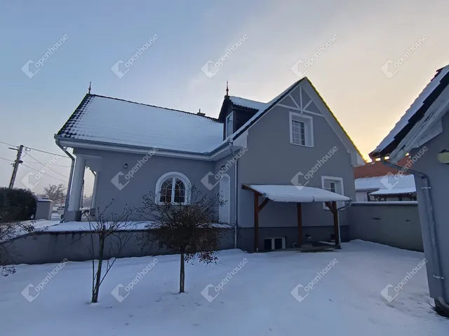 Eladó ház Böhönye 278 nm