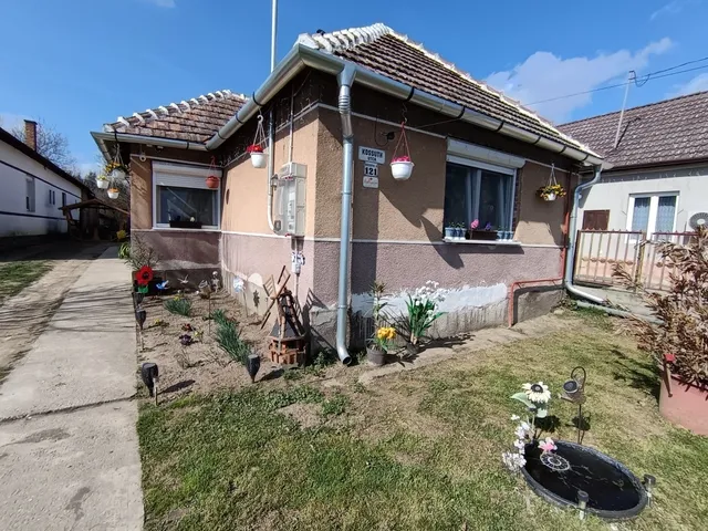 Eladó ház Segesd 75 nm