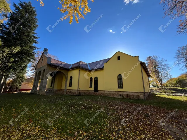 Kiadó kereskedelmi és ipari ingatlan Magyaratád 844 nm