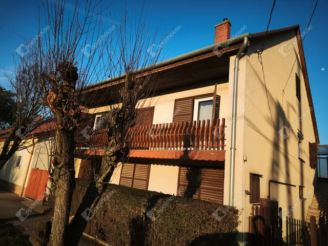 Eladó ház Kaposvár, Cser 183 nm