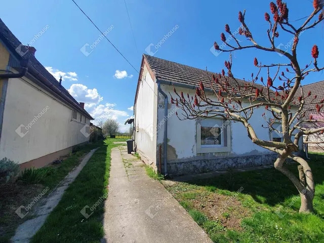 Eladó ház Hobol 70 nm