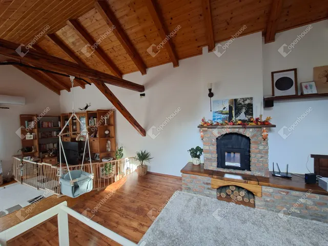 Eladó lakás Kaposvár, Belváros 133 nm