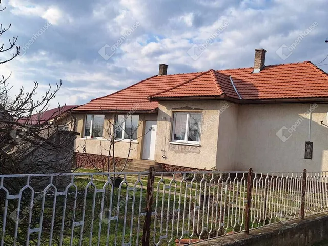 Eladó ház Kadarkút 115 nm