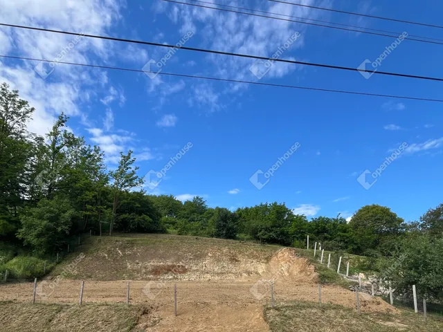 Eladó telek Kaposszerdahely 696 nm