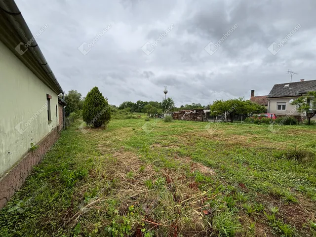 Eladó telek Csokonyavisonta 2338 nm