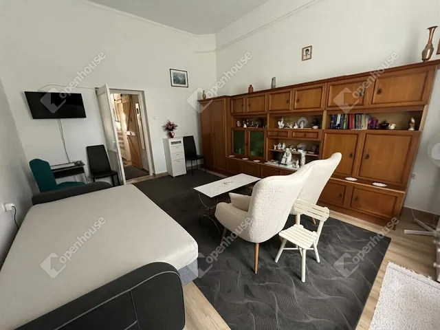 Eladó lakás Kaposvár, Cser 35 nm