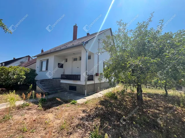 Eladó ház Kaposvár, Cser 180 nm