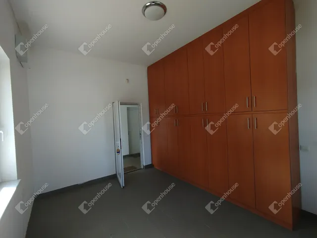 Eladó kereskedelmi és ipari ingatlan Kaposújlak 623 nm
