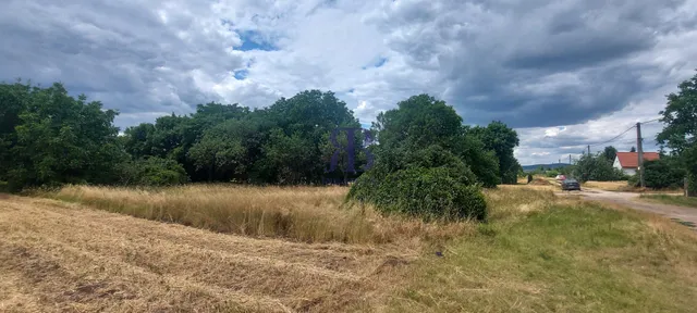 Eladó telek Gárdony 915 nm