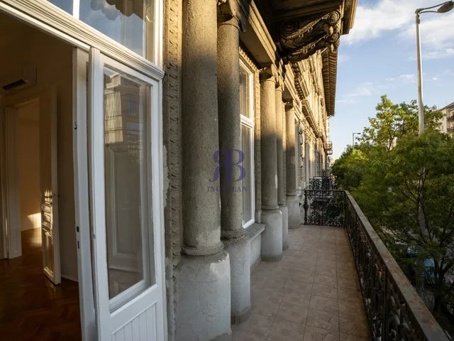 Kiadó lakás Budapest VI. kerület, Bajcsy-Zsilinszky út 135 nm