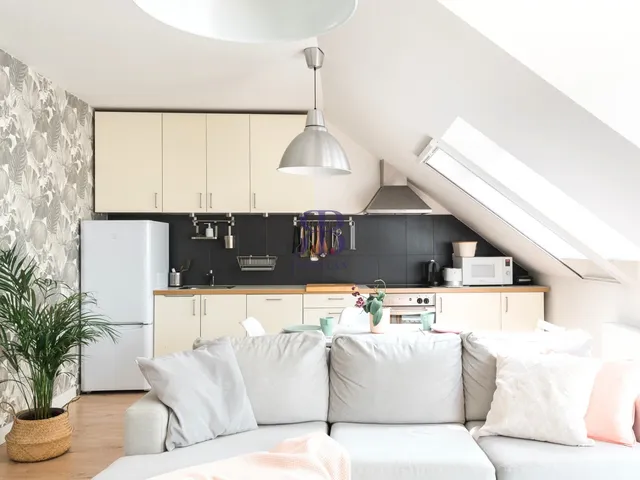 Kiadó lakás Budapest VIII. kerület, Nap utca 62 nm
