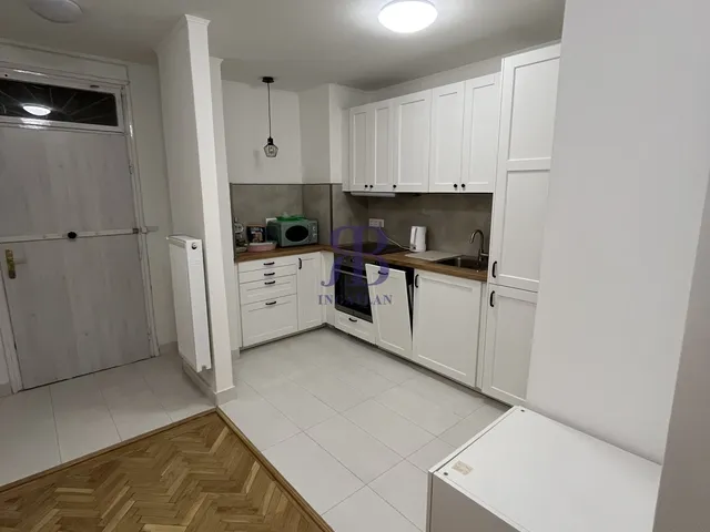 Kiadó lakás Budapest I. kerület, Batthyány utca 60 nm