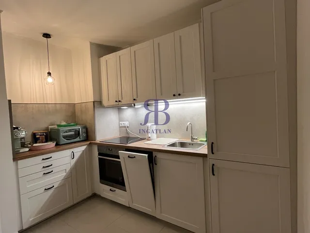 Kiadó lakás Budapest I. kerület, Batthyány utca 60 nm