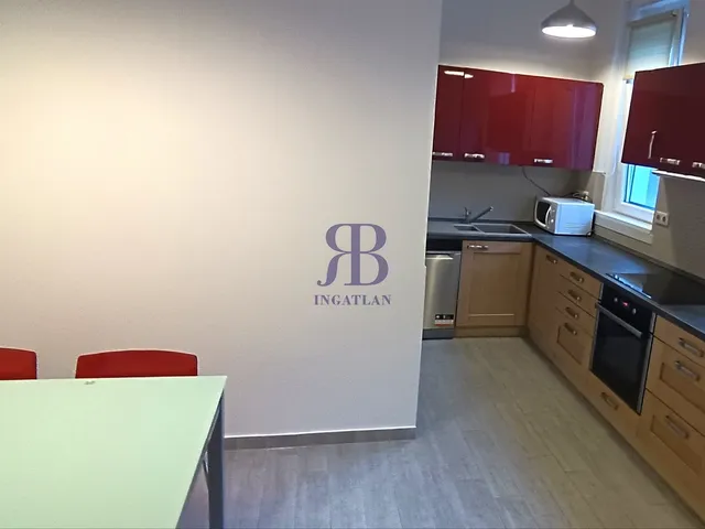 Kiadó lakás Budapest II. kerület, Bimbó út 130 nm
