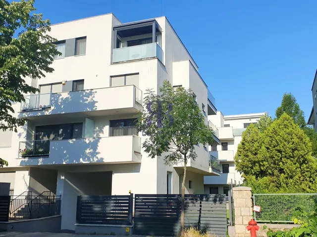 Kiadó lakás Budapest XI. kerület 82 nm