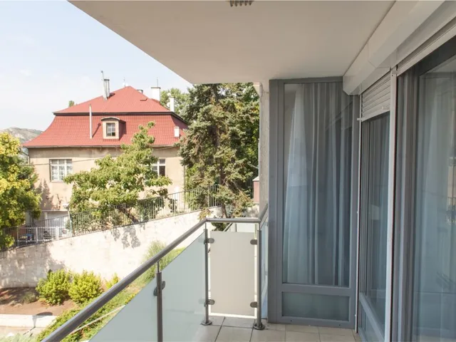 Kiadó lakás Budapest XI. kerület 81 nm